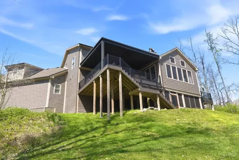 Exterior - 855 Willow Oak Ct, Springboro, OH 45066 photo 12 of 19