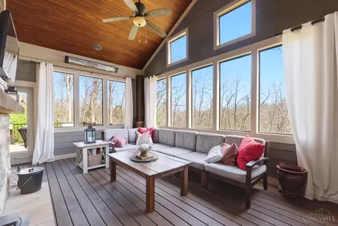 Exterior - 855 Willow Oak Ct, Springboro, OH 45066 photo 5 of 19