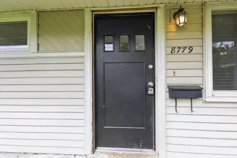 Entry Way - 8779 Daly Rd, Cincinnati, OH 45231 photo 1 of 3