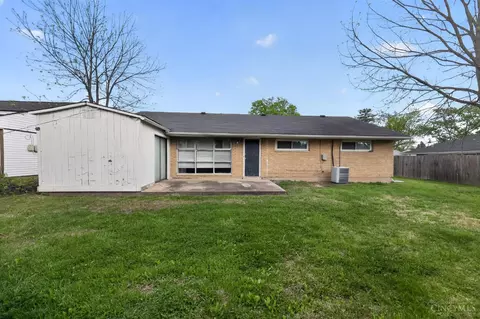 8819 Grenada Dr, Cincinnati, OH 45231