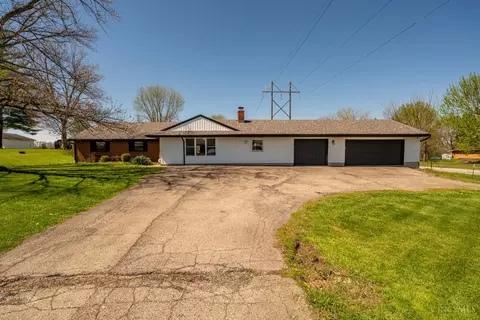 9853 Clearcreek Franklin Rd, Miamisburg, OH 45342