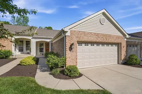 1172 Shayler Woods Dr, Batavia, OH 45103