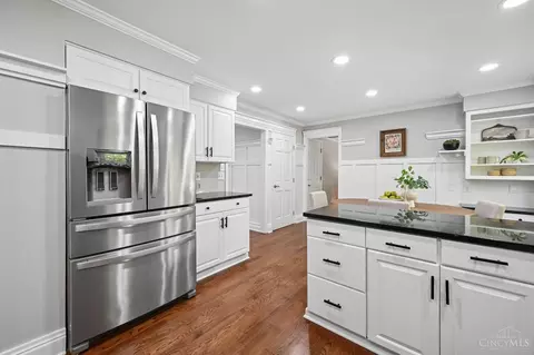 Kitchen - 2740 Bentley Ct, Cincinnati, OH 45244 photo 3 of 4