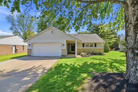 9262 White Pine Dr, Loveland, OH 45140