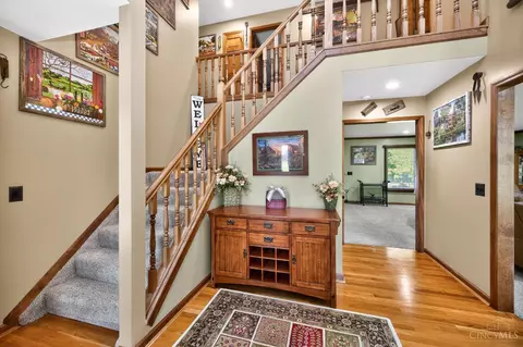 Entry Way - 7276 Eaglestone Ct, Liberty Township, OH 45044 photo 1 of 6