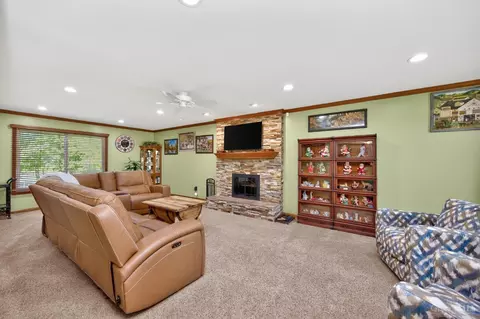 Living - 7276 Eaglestone Ct, Liberty Township, OH 45044 photo 1 of 3