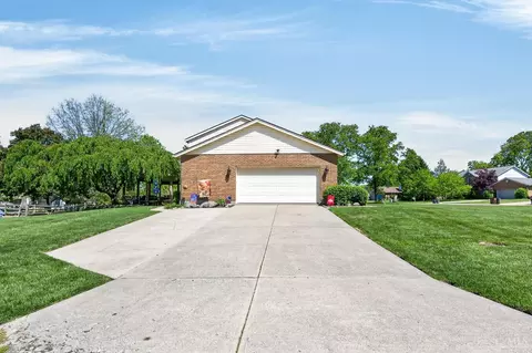 Exterior - 7276 Eaglestone Ct, Liberty Township, OH 45044 photo 5 of 7