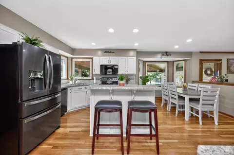 Kitchen - 7276 Eaglestone Ct, Liberty Township, OH 45044 photo 1 of 4