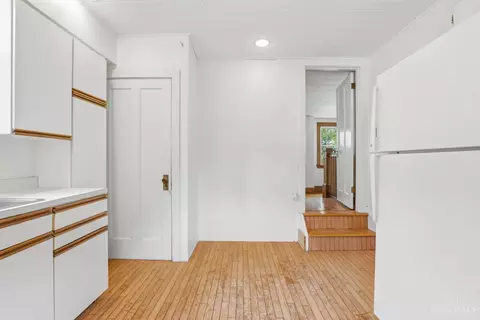 Entry Way - 3519 Darwin Ave, Cheviot, OH 45211 photo 1 of 4