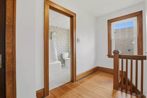Entry Way - 3519 Darwin Ave, Cheviot, OH 45211 photo 3 of 4