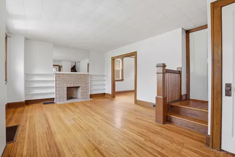 Living - 3519 Darwin Ave, Cheviot, OH 45211 photo 2 of 5