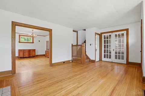 Living - 3519 Darwin Ave, Cheviot, OH 45211 photo 3 of 5