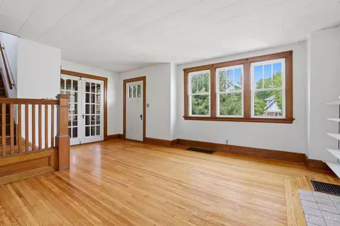 Living - 3519 Darwin Ave, Cheviot, OH 45211 photo 1 of 5