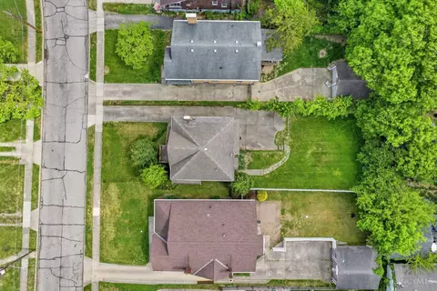 View/Area - 3519 Darwin Ave, Cheviot, OH 45211 photo 3 of 4