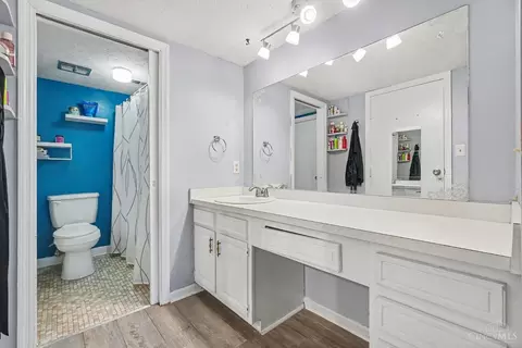 Bath - 4207 Deepwood Ln, Cincinnati, OH 45245 photo 2 of 2