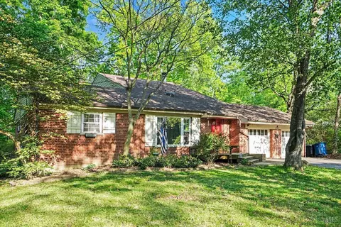 4207 Deepwood Ln, Cincinnati, OH 45245