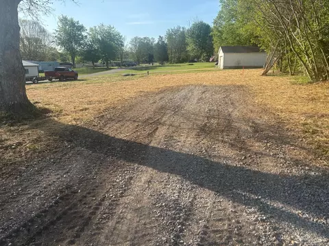 6664 Wizard Of Oz, Hillsboro, OH 45133