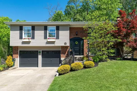 7834 Stonehill Dr, Cincinnati, OH 45255