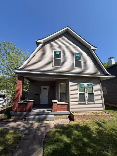 2001 Woodlawn Ave, Middletown, OH 45044