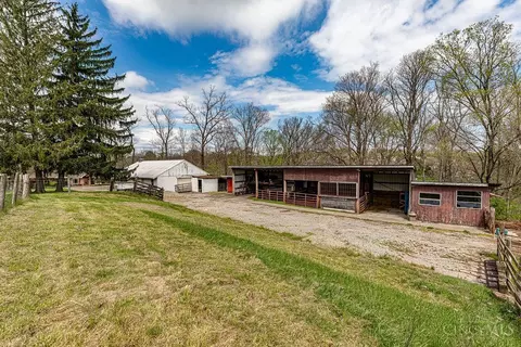 Exterior - 6700 Gaines Rd, Cincinnati, OH 45247 photo 6 of 11