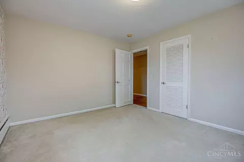 Bedroom - 6700 Gaines Rd, Cincinnati, OH 45247 photo 8 of 8