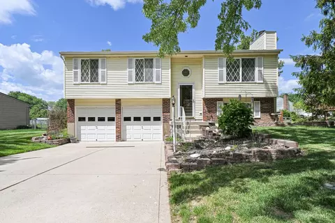 5439 Bluepine Dr, Cincinnati, OH 45247