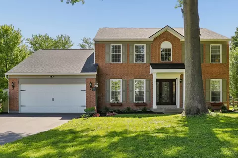 1337 Kingfisher Ct, Amelia, OH 45102