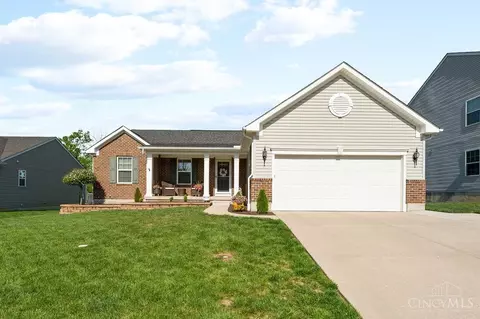 8029 Valley Crossing Dr, Colerain Twp, OH 45247
