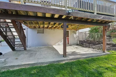 Exterior - 2925 Utopia Pl, Cincinnati, OH 45208 photo 6 of 11