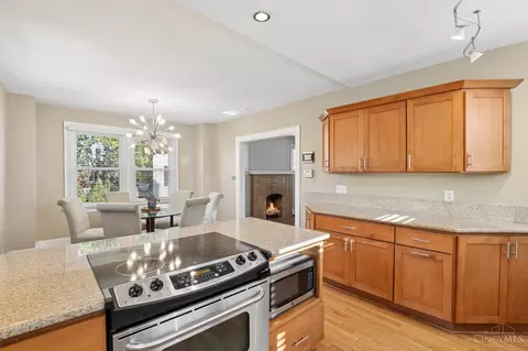 Kitchen - 2925 Utopia Pl, Cincinnati, OH 45208 photo 3 of 3