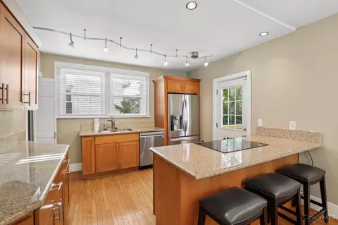 Kitchen - 2925 Utopia Pl, Cincinnati, OH 45208 photo 2 of 3