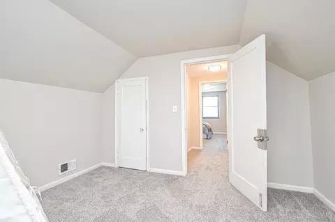 Entry Way - 5165 Highview Dr, Cincinnati, OH 45238 photo 5 of 6