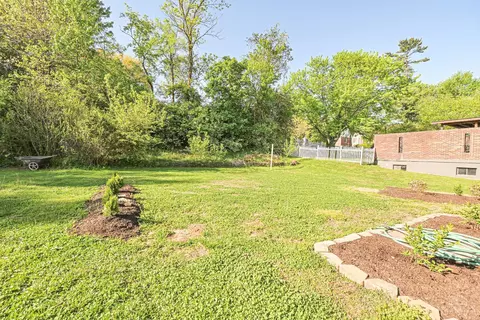 Exterior - 5165 Highview Dr, Cincinnati, OH 45238 photo 4 of 5