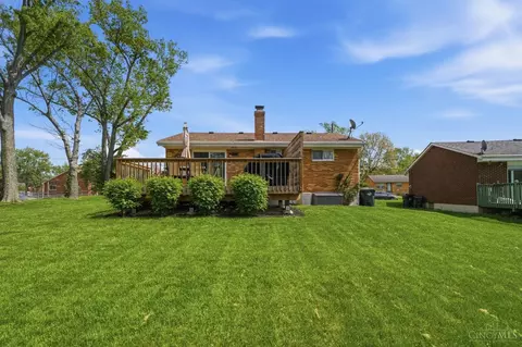 Exterior - 3283 Harmony Ln, Cincinnati, OH 45248 photo 3 of 12