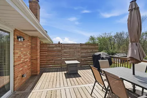 Exterior - 3283 Harmony Ln, Cincinnati, OH 45248 photo 9 of 12