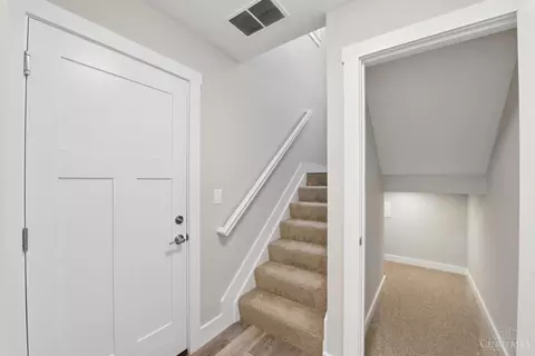 Entry Way - 1115 Compton Rd, Cincinnati, OH 45231 photo 2 of 2