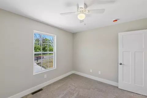 Bedroom - 1115 Compton Rd, Cincinnati, OH 45231 photo 7 of 9