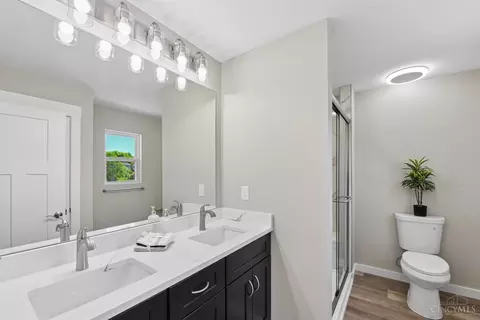 Bath - 1115 Compton Rd, Cincinnati, OH 45231 photo 3 of 6