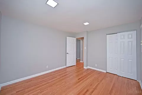 Bedroom - 411 Beechtree Dr, Cincinnati, OH 45224 photo 4 of 7