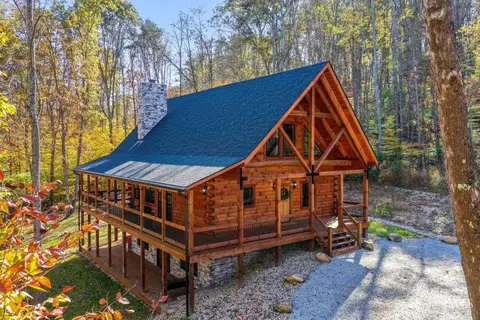 21844 Frantz Rd, Logan, OH 43138