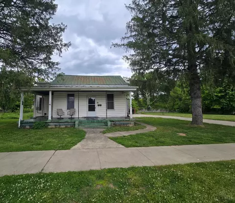 707 Second St, Manchester, OH 45144