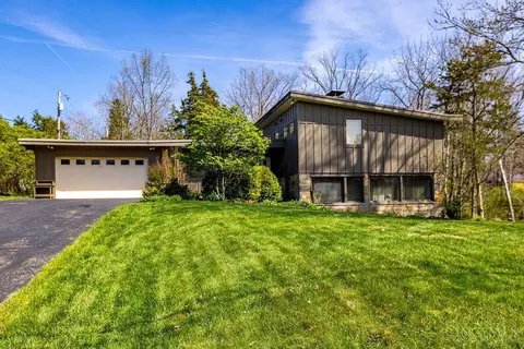 110 Springwood Dr, Oxford, OH 45056