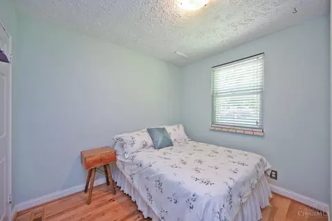 Bedroom - 7750 Forest Rd, Cincinnati, OH 45255 photo 5 of 5