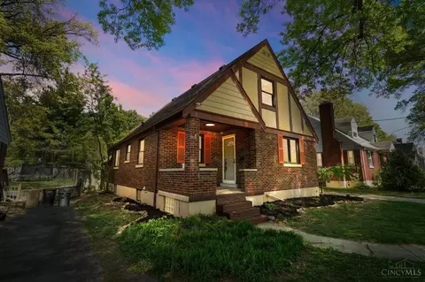 5642 Surrey Ave, Cincinnati, OH 45248