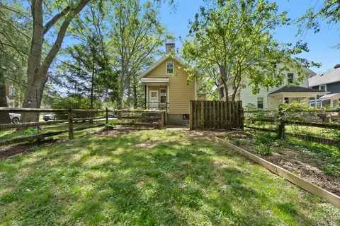 Exterior - 6606 Murray Ave, Cincinnati, OH 45227 photo 5 of 7