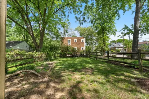 Exterior - 6606 Murray Ave, Cincinnati, OH 45227 photo 7 of 7