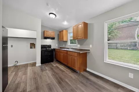 Kitchen - 8616 Balboa Dr, Cincinnati, OH 45231 photo 2 of 2