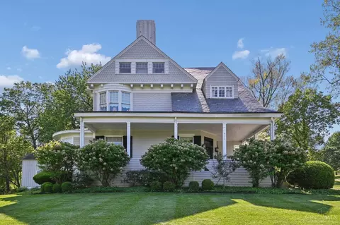 835 Ivy Ave, Glendale, OH 45246