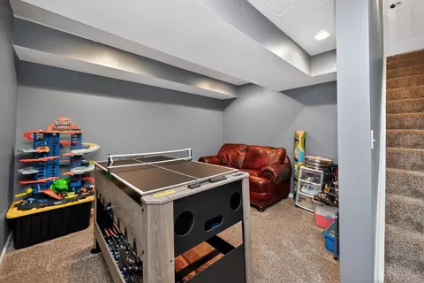 Other - 967 Hamlin Dr, Hamilton Township, OH 45039 photo 8 of 10
