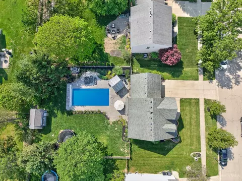 View/Area - 967 Hamlin Dr, Hamilton Township, OH 45039 photo 2 of 5